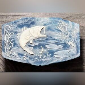 Rare Blue Vintage
INCOLAY Jumping Bass Fishing Trinket
Box
